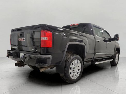 Used 2017 GMC Sierra 2500 Denali image 20