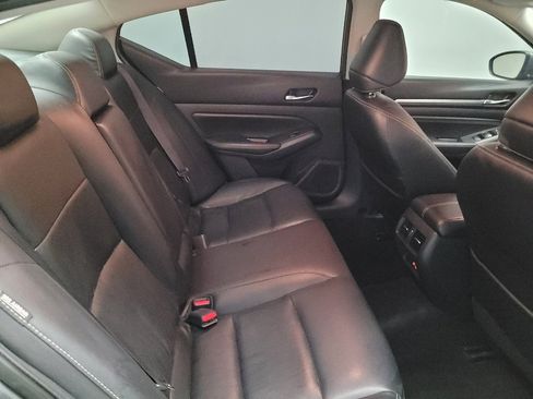 Used 2019 Nissan Altima 2.5 SL FWD image 19