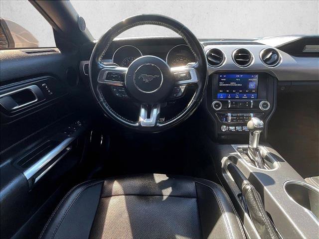 Used 2022 Ford Mustang Premium RWD image 5