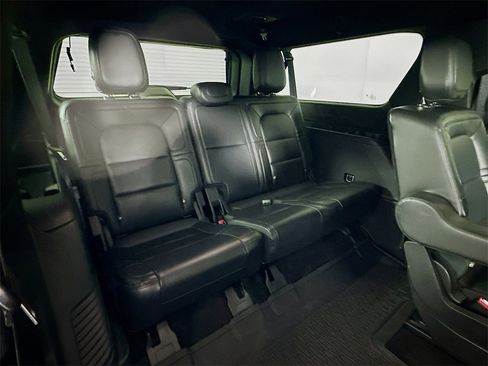 Used 2021 Lincoln Navigator L Reserve w/ Luxury Package image 34