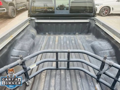 Used 2018 Nissan Frontier SV RWD image 5
