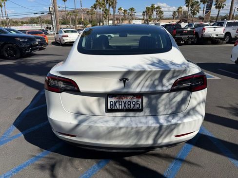 Used 2019 Tesla Model 3 Standard Range Plus image 7