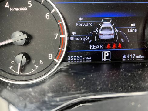 Used 2025 Nissan Altima 2.5 SV image 40