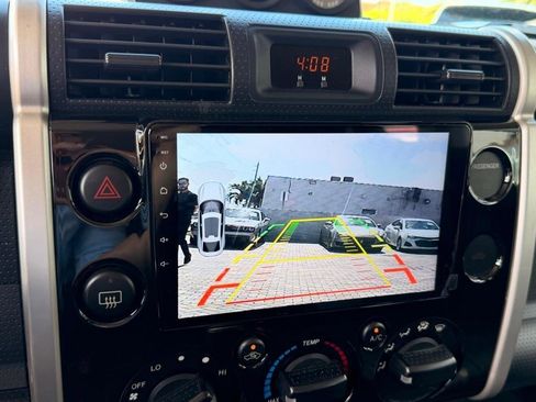 Used 2007 Toyota FJ Cruiser 4WD image 17