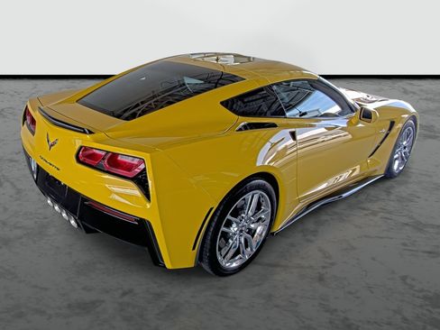 Used 2015 Chevrolet Corvette Stingray Coupe w/ 2LT Preferred Equipment Group RWD image 4