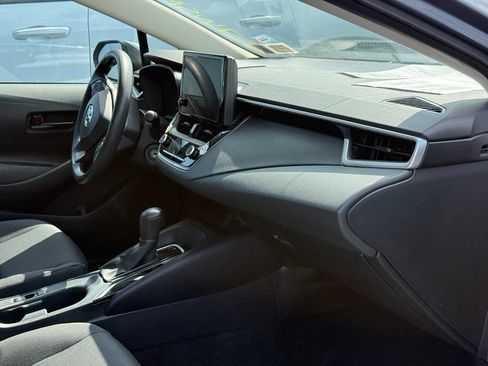 Used 2023 Toyota Corolla LE FWD image 8