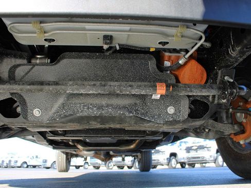 Used 2025 Chevrolet Express 2500 Extended w/ Communications Package image 39