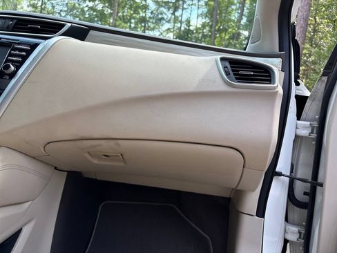 Used 2018 Nissan Murano Platinum w/ Cargo Package FWD image 29