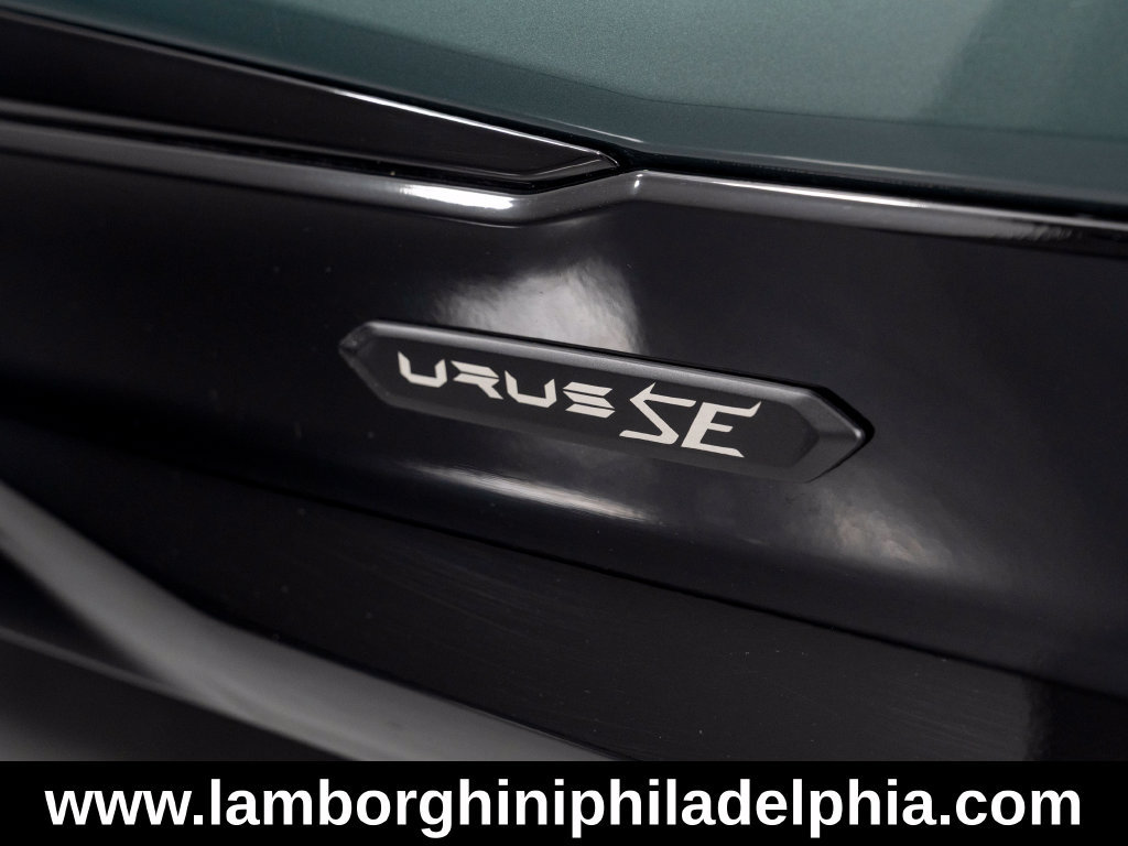 Used 2025 Lamborghini Urus SE AWD/4WD image 50