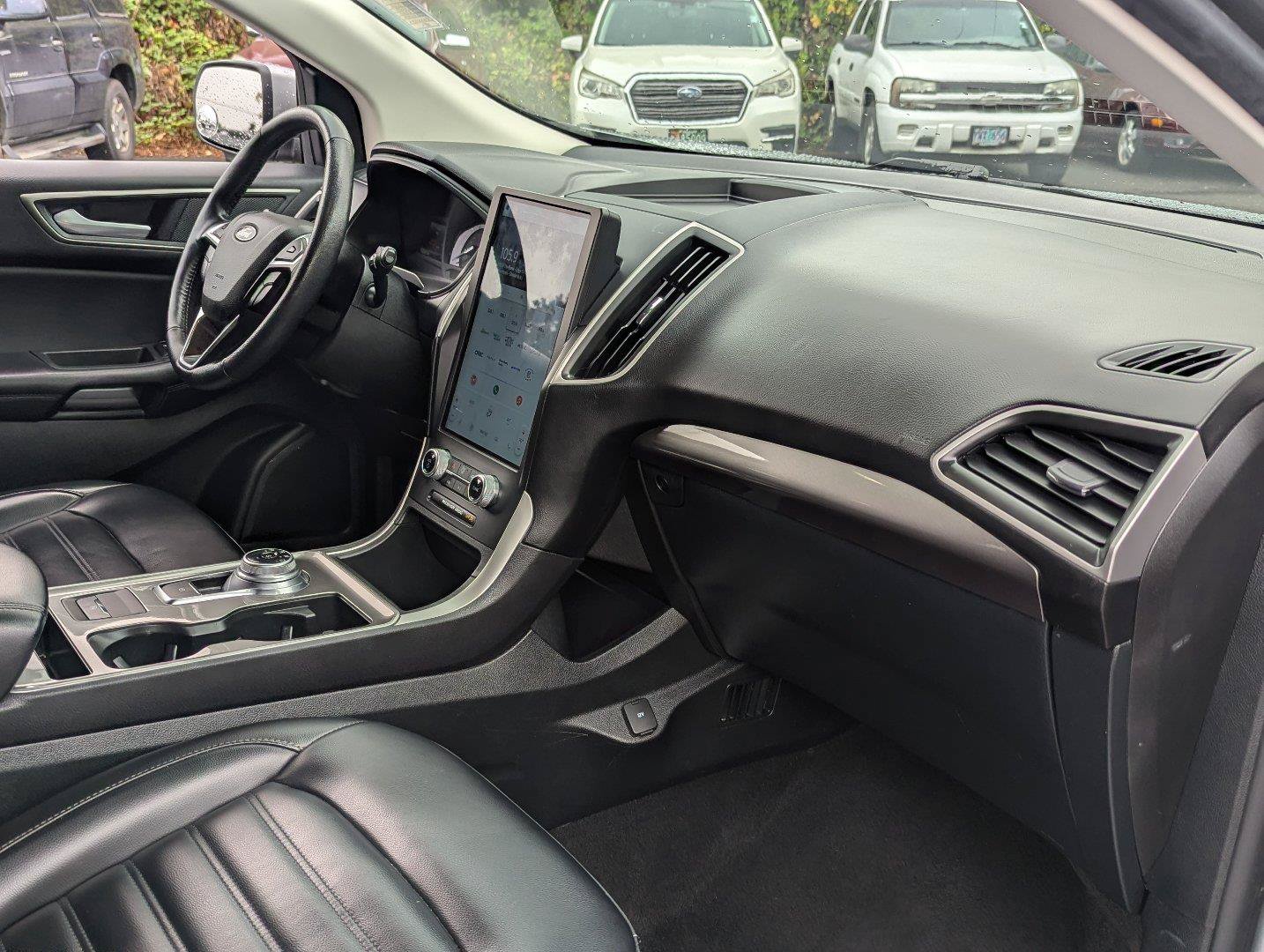 Used 2024 Ford Edge SEL AWD/4WD image 35