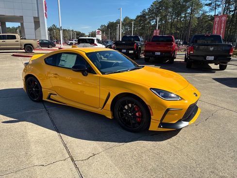 New 2026 Toyota GR86 YUZU Limited image 9