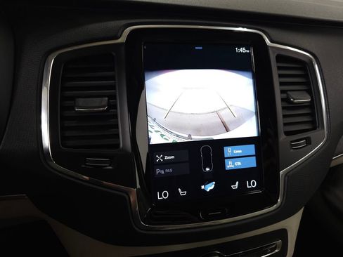 Used 2020 Volvo XC90 T5 Momentum AWD/4WD image 24