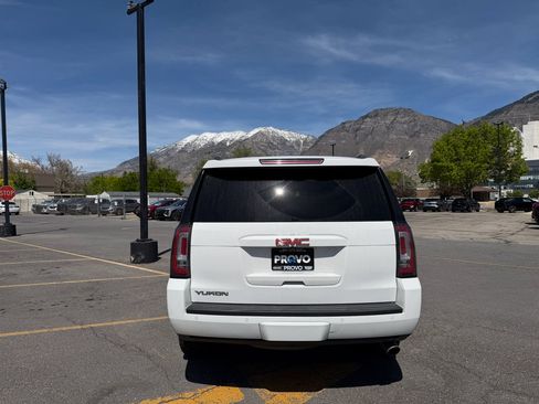 Used 2016 GMC Yukon SLT w/ Open Road Package AWD/4WD image 6