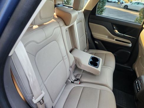 Certified 2022 Lincoln Corsair AWD w/ Premium Package image 16