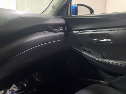 Used 2024 Nissan Sentra SV image 27