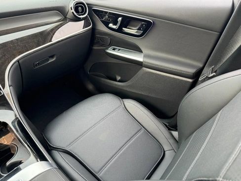 Certified 2025 Mercedes-Benz GLC 350e 4MATIC image 15