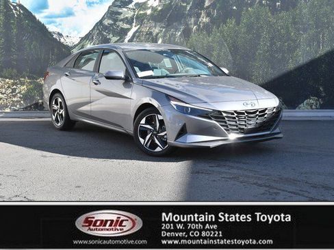 Used 2023 Hyundai Elantra SEL w/ Convenience Package image 1