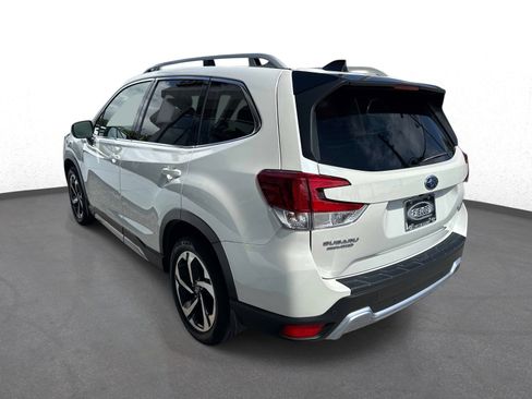 Used 2024 Subaru Forester Touring w/ POP Package 3 AWD/4WD image 5