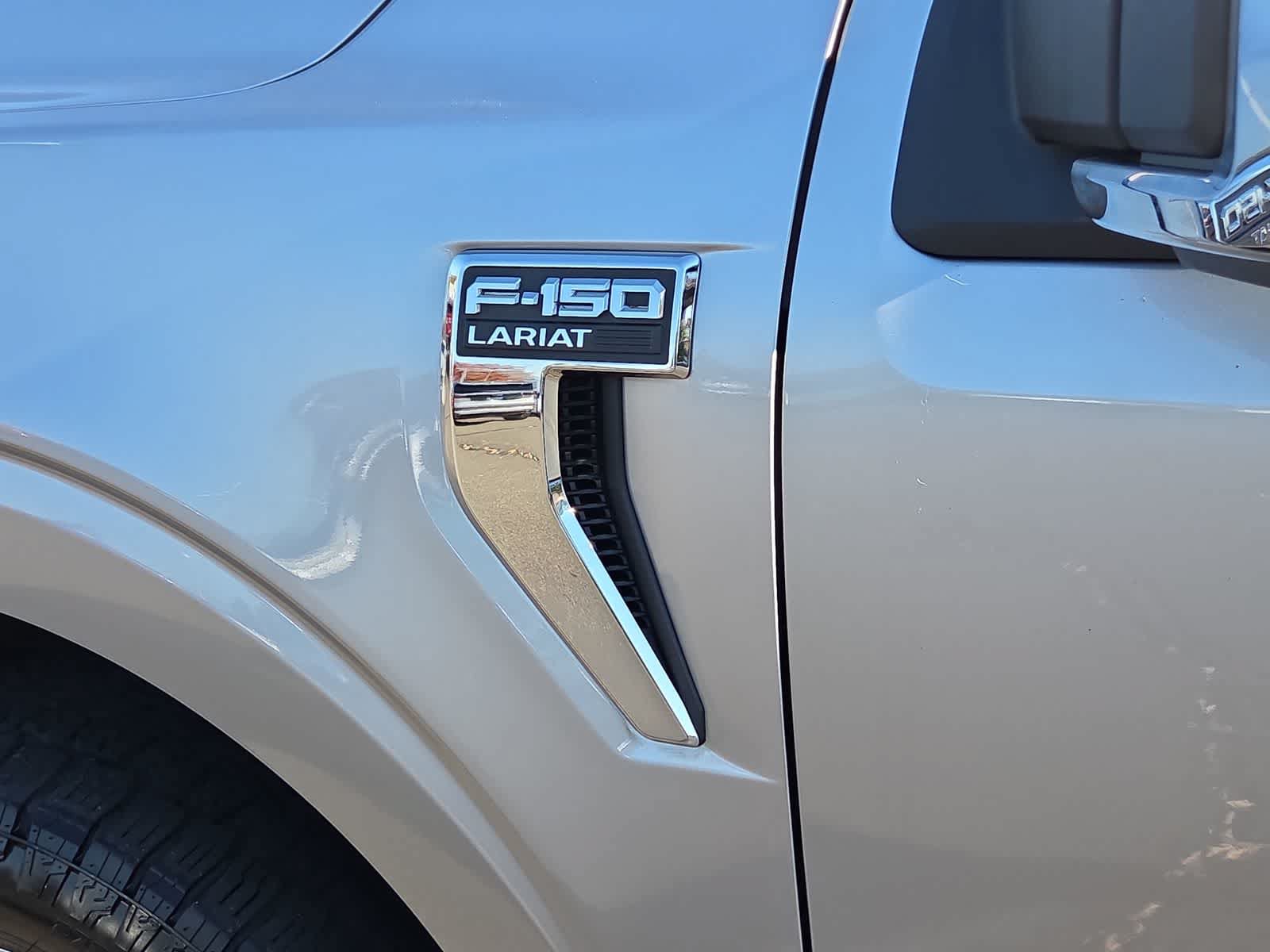 Used 2021 Ford F150 Lariat w/ Equipment Group 502A High AWD/4WD image 15