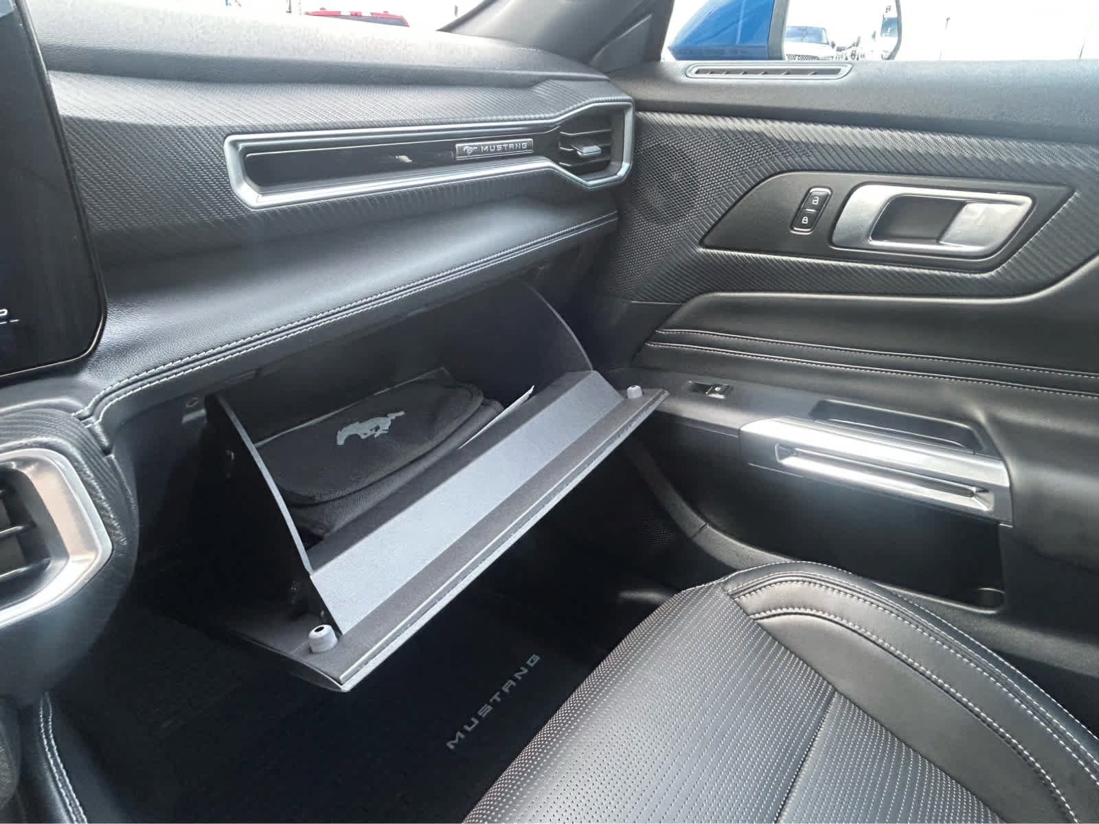 Used 2024 Ford Mustang Premium RWD image 45