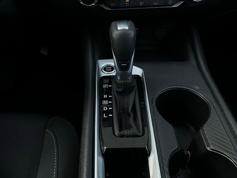 Used 2025 Nissan Altima 2.5 SV image 23