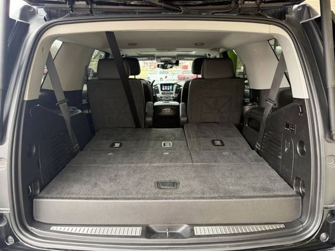 Used 2019 GMC Yukon SLT AWD/4WD image 9