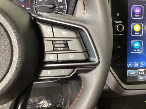 Used 2025 Subaru Crosstrek 2.5i Limited AWD/4WD image 26