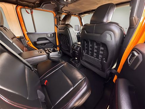 Used 2021 Jeep Wrangler Unlimited Rubicon image 30