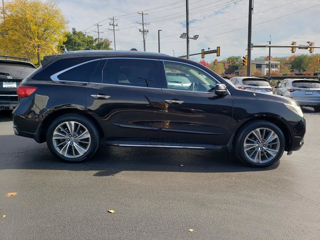 Used 2017 Acura MDX w/ Tech & Entertainment Pkg AWD/4WD image 10
