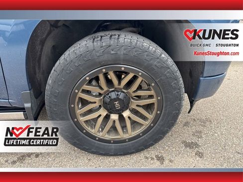 Used 2024 Chevrolet Silverado 1500 High Country AWD/4WD image 15