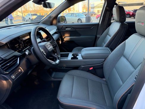 New 2026 GMC Acadia AT4 image 4