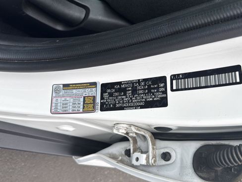 Used 2025 Kia K4 EX image 3