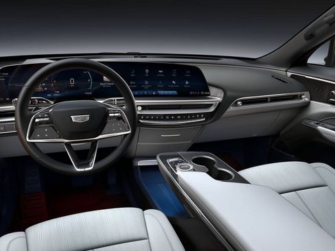 New 2025 Cadillac Lyriq Sport image 32