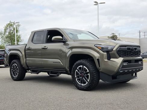 Used 2026 Toyota Tacoma TRD Sport image 7