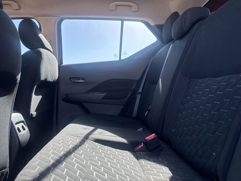 Certified 2023 Nissan Kicks SV image 33