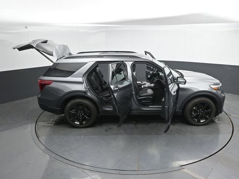 Used 2023 Ford Explorer ST-Line w/ Class IV Trailer Tow Package AWD/4WD image 50