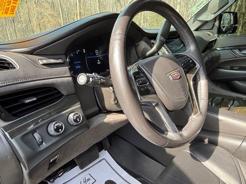 Used 2018 Cadillac Escalade ESV Platinum image 11