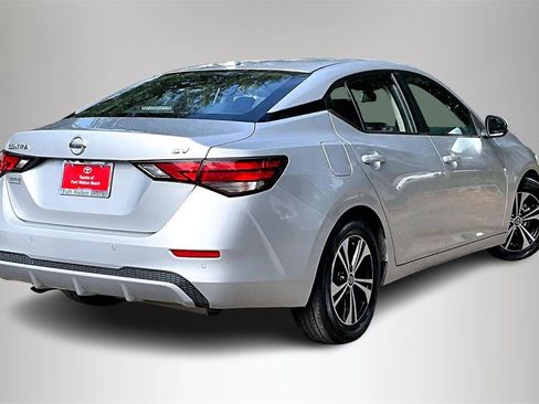 Used 2022 Nissan Sentra SV image 5