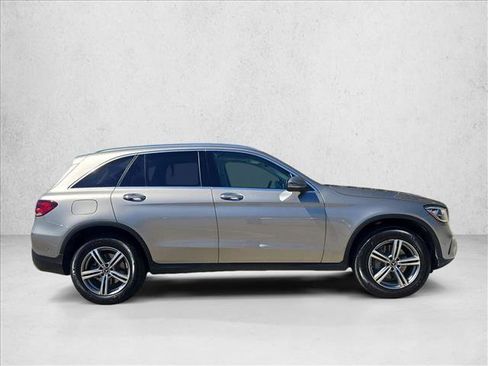 Certified 2022 Mercedes-Benz GLC 300 GLC 300 image 4