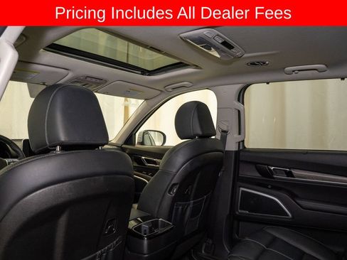 Used 2022 Kia Telluride EX w/ EX Premium Package AWD/4WD image 10