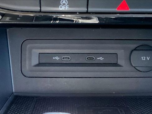 Used 2022 Volkswagen Atlas SE FWD image 32
