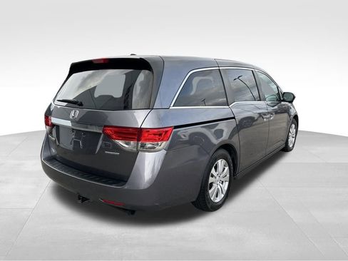 Used 2016 Honda Odyssey SE image 5