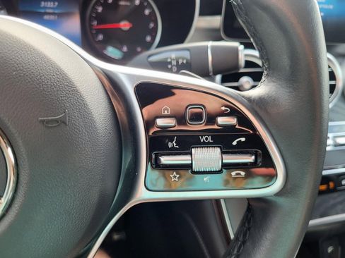 Used 2021 Mercedes-Benz GLC 300 image 21