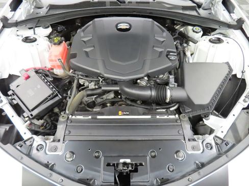 Used 2018 Chevrolet Camaro LT RWD image 25