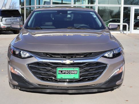 Used 2023 Chevrolet Malibu LT image 3