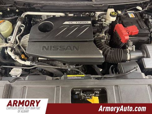 Used 2023 Nissan Rogue SV image 41