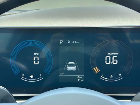 Used 2025 Hyundai Santa Cruz SEL image 22