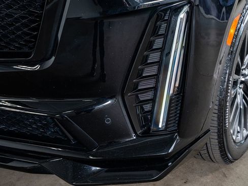 Used 2023 Cadillac Escalade V image 14