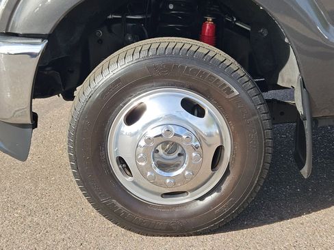 Used 2016 Ford F350 Lariat w/ Lariat Ultimate Package image 10