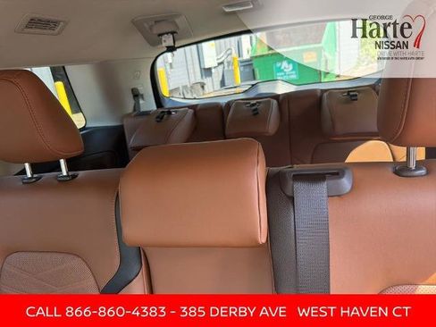 Certified 2025 Nissan Pathfinder Platinum w/ Cargo Package AWD/4WD image 18
